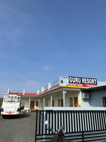 Guru resort