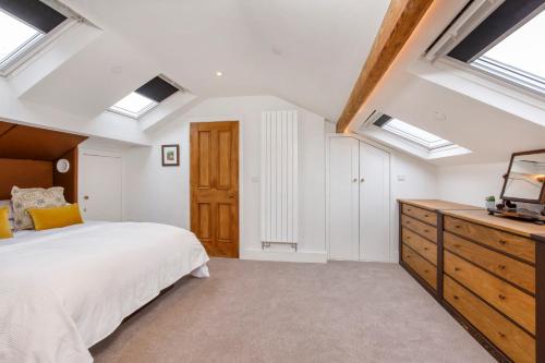 City Apartments - Priory Street - image 7