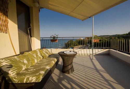 Balcony/terrace, Coral Guest House in Obzor