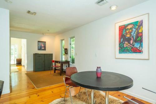 Private Home near Ocean Beaches, Nature Preserve in Northwest Harbor (NY)