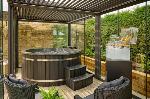Ellenborough Park - image 6