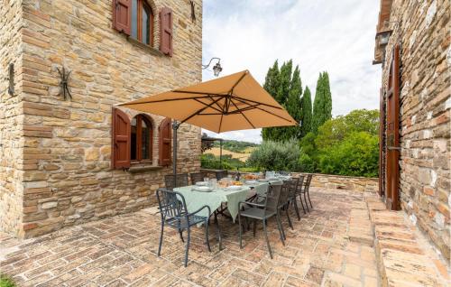 Gorgeous Home In Gualdo Tadino With Kitchen