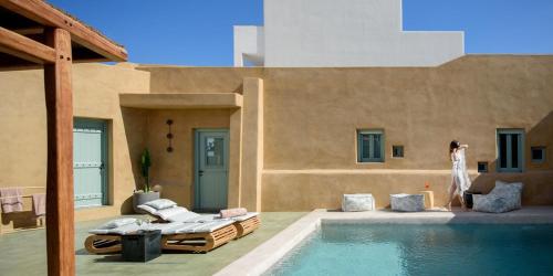 Luxury Santorini Villa Potamos Luxury House 2 Bedrooms Private Heated Pool and Serene Location Episkopi