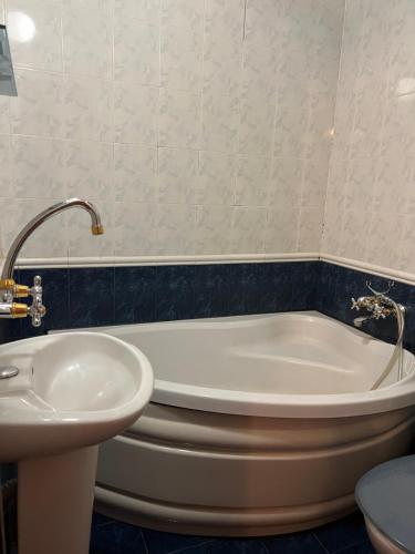 Stivan Iskar Hotel – Sofia, NY