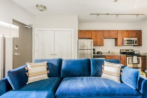 CozySuites MusicRow Classy 1BR w free parking 09 in Nashville, USA