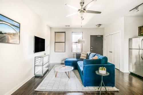CozySuites MusicRow Classy 1BR w free parking 61 in Nashville, USA