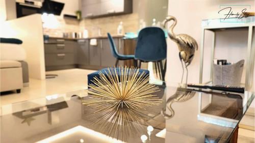 HOMELY STAY Studio P1 - Elegant Self-Check-in Studio-Apartment in Munich -with Kitchen and Washing Machine, Munich (photo 7)