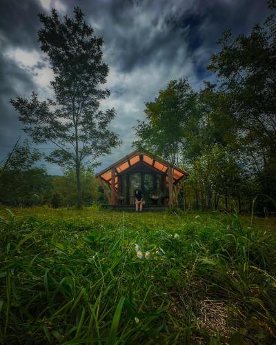 . Jvarisa Glamping