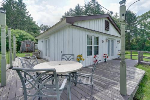 Pet-Friendly Caneadea Retreat with Deck! in Belfast (NY)