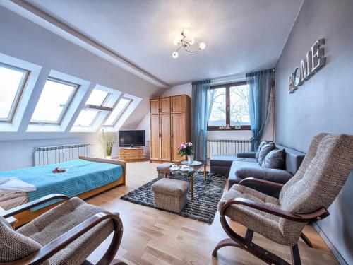 Studio Apartment image 9