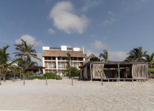 483079688 Hotel Panamera