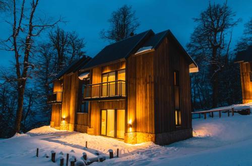 El Refugio Ski & Summer Lodge in ชาเปลโก