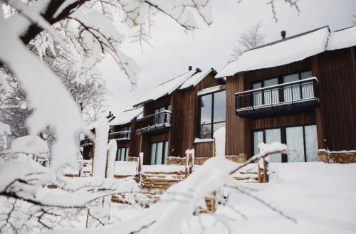 El Refugio Ski & Summer Lodge in ชาเปลโก