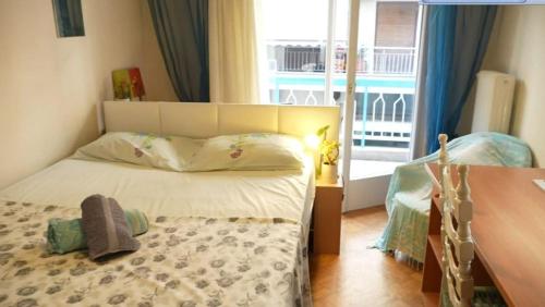 Near Metro for Acropolis - Private room "Persefoni" chambre d'hôte Athina Cinemas