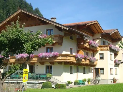 Gästehaus Schwoagerhof in Fügen, Österreich