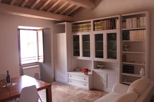  Casa Di Borgo in Todi