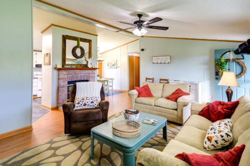Lush Ennice Vacation Rental with Fire Pit! in Glade Valley, USA