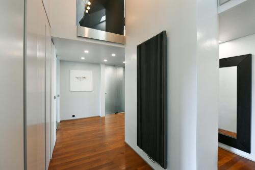 LUXURY CENTRAL DUPLEX WITH TERRACE - image 7