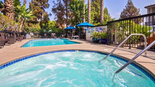 Best Western Courtesy Inn - Anaheim Park Hotel