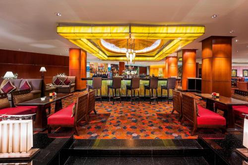 Lobby, Royal Orchid Sheraton Hotel & Towers near Wat Traimit