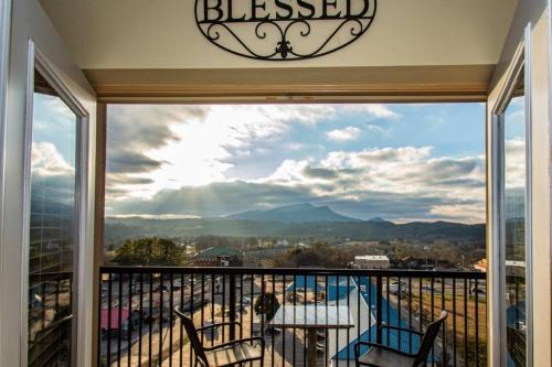 Simply Blessed Mountain View 1605 in Pigeon Forge, USA