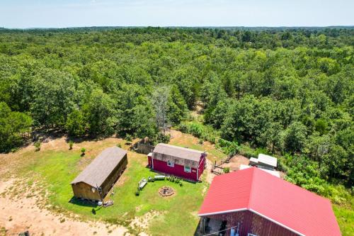 Charming Oklahoma Retreat with Grill - Pets Welcome! thumb 2