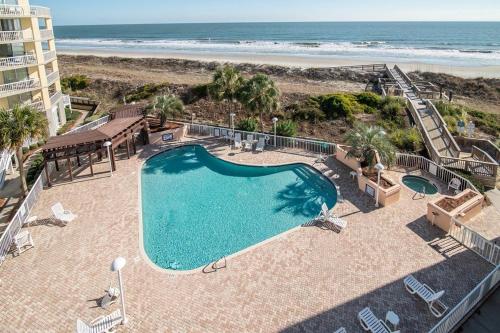 Seaside Escape 3-BR Stunning Ocean Views in Litchfield Beach, USA