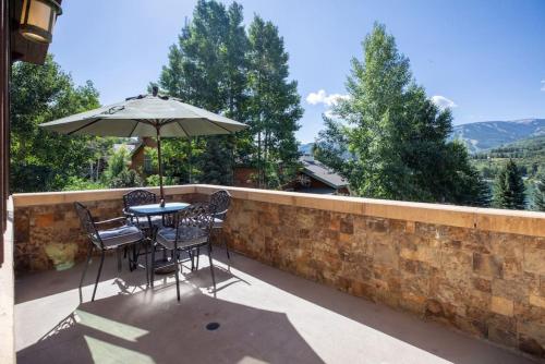 Lakeside Luxury - Pool - Hot Tub - AC - Epic Views