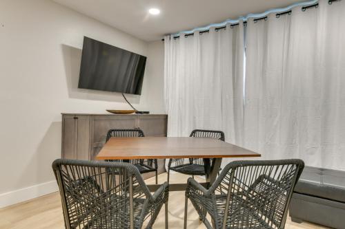 Corpus Christi Surfside Suite with Beach Access! in Corpus Christi, USA