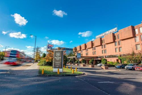 Sheraton Skyline Hotel London Heathrow