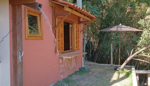 Dārzs, IbitiAnJo - Suítes (IbitiAnJo - Suites) in Lima Duarte