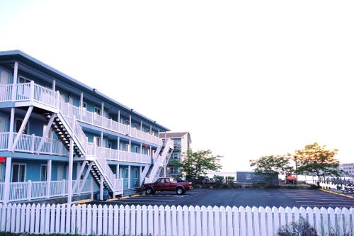 Spindrift Motel - 전망