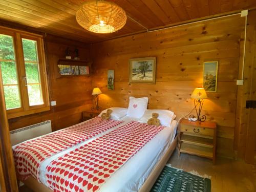 Chalet Allet in 1992 Agettes