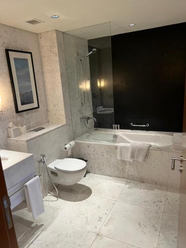 Address Dubai Mall Fashion Avenue Studio 17 floor, Дубай (фото 4)