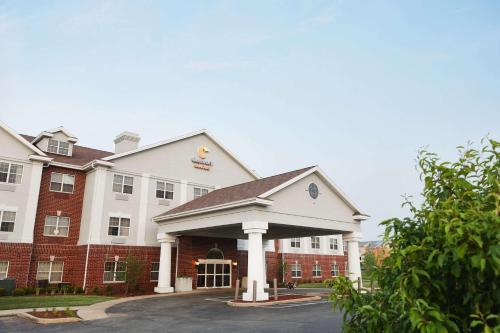 Comfort Suites Milwaukee Airport