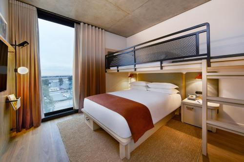 Moxy Sydney Airport - image 2