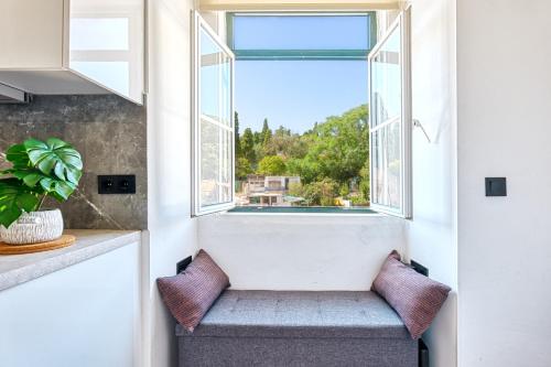 Historic Gem & Modern Loft in the heart of Lisbon 3
