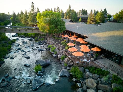 Riverhouse on the Deschutes - image 8