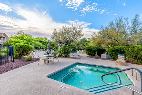 Luxury 3BD/2BA Home Near Tucson w/ Desert Views