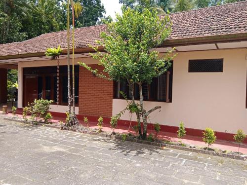Sriyani House