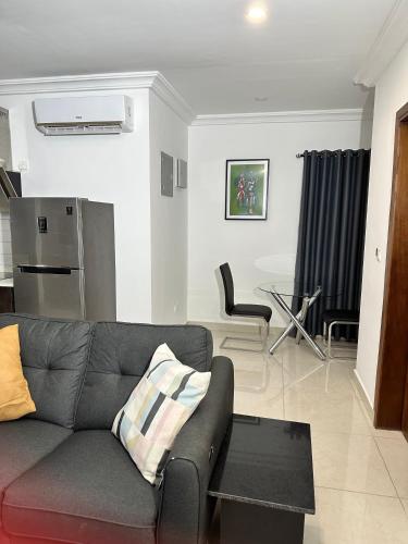 One-Bedroom Apartment image 10