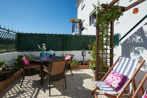 balkon/terras, House 3 Bedroon - Near Sintra and Lisbon in Cabriz