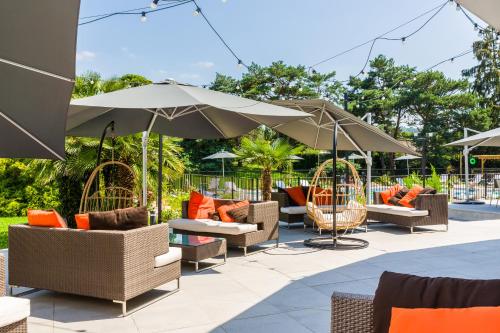 บริการและสิ่งอำนวยความสะดวก, โนโวเทล โป ปิเรเน (Novotel Pau Pyrenees) in เลสการ์