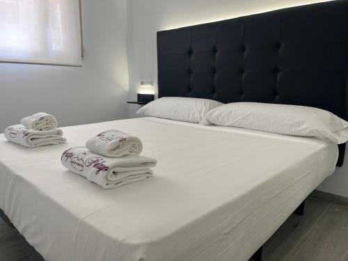 H Pelayo Auto Check-In Rooms