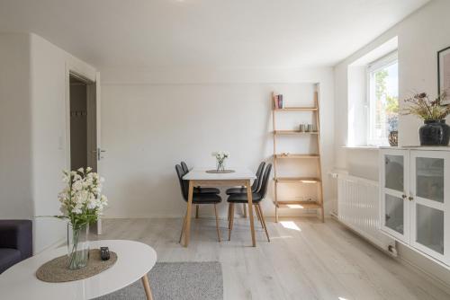  Newly renovated 1-Bed Apartment in Aalborg in Aalborg