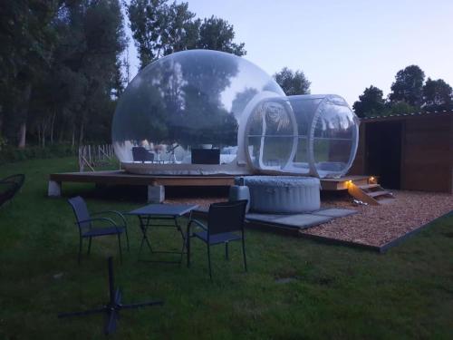 Masažna kad, La bulle du Bon'Heure in Chardeneux