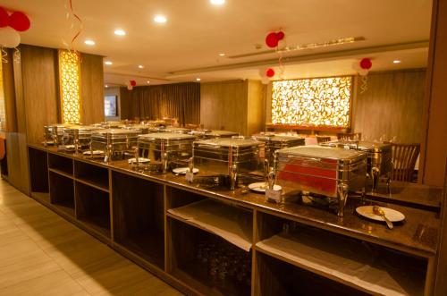 Restaurant, Pearl Harbour Business Hotel in Chittagong