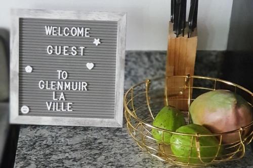 المرافق, Glenmuir La Ville - Gated Com May Pen in Old Harbour