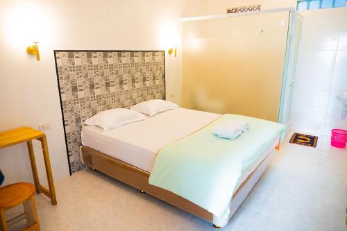 Jo&Jo Hostel SYARIAH Room Type - Superior Double Room