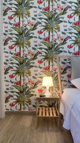 Donna Luisa-Catania Charming 5